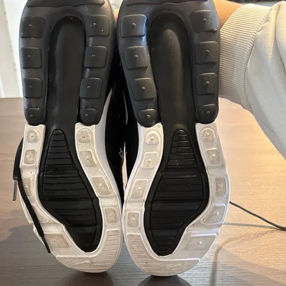 Nike Air Max Black and White Sneakers - Picture 4 of 4